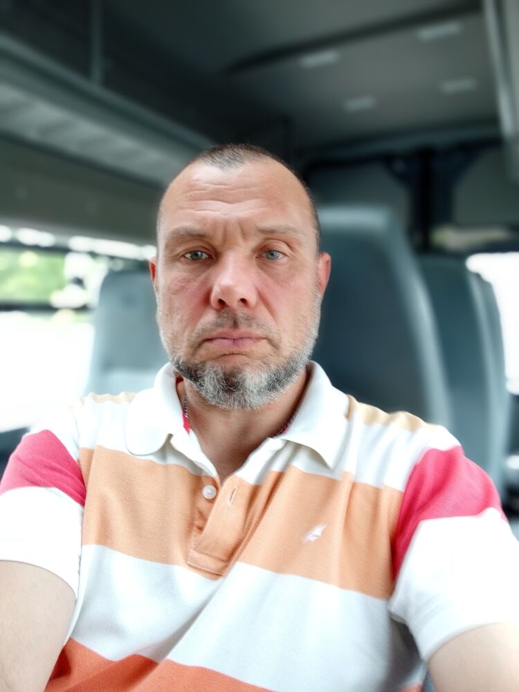  37624158  , 45 ,    