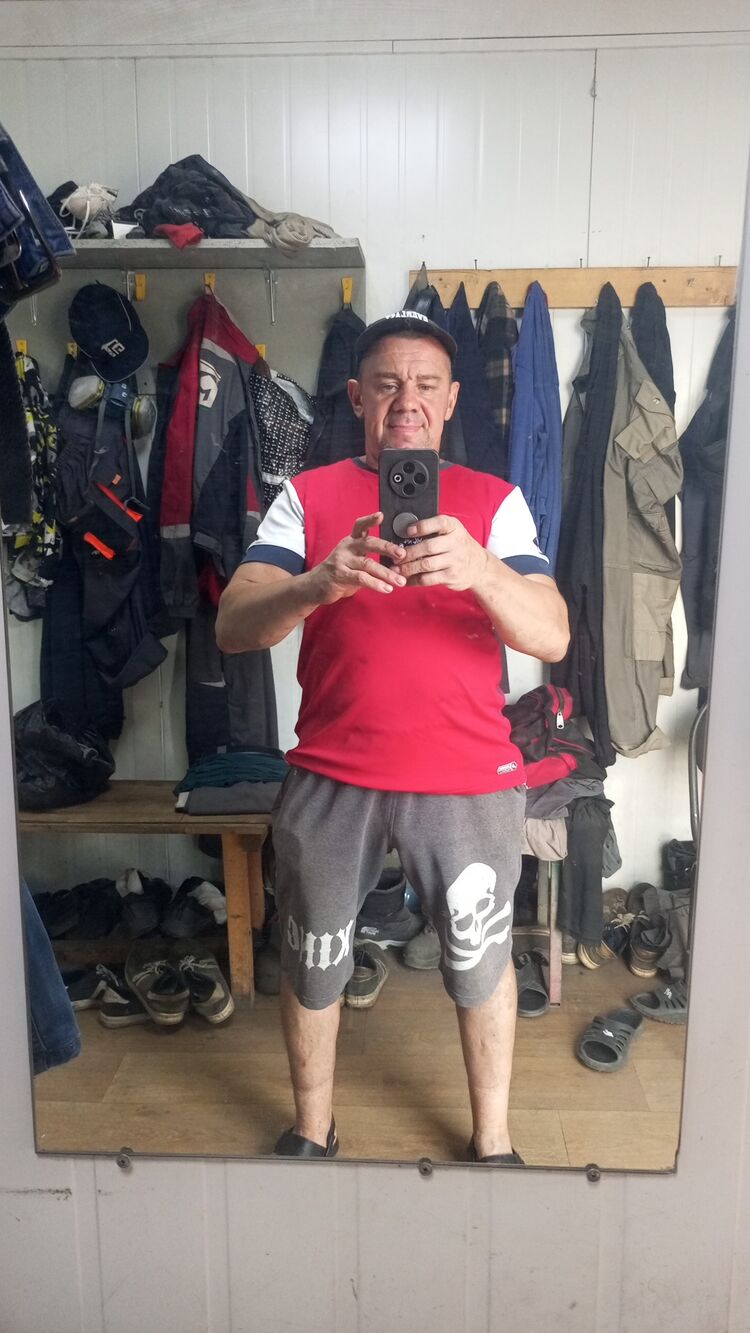  52696238  , 49 ,    