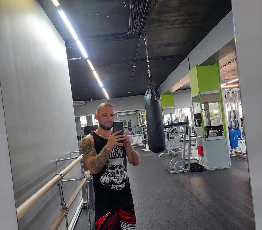  ,   Denis, 34 ,   ,   