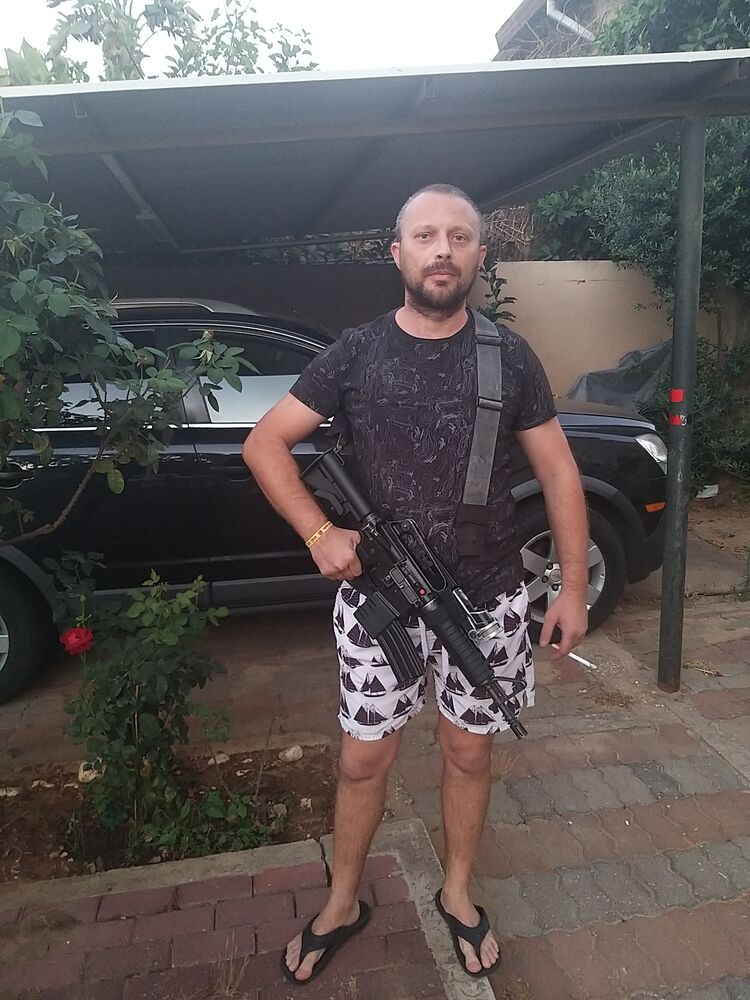  23397728  , 44 ,    Azor