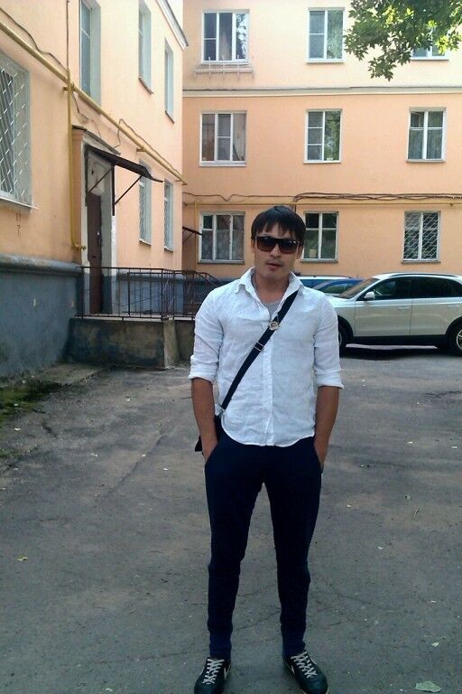  ,   Amir, 33 ,     , c 