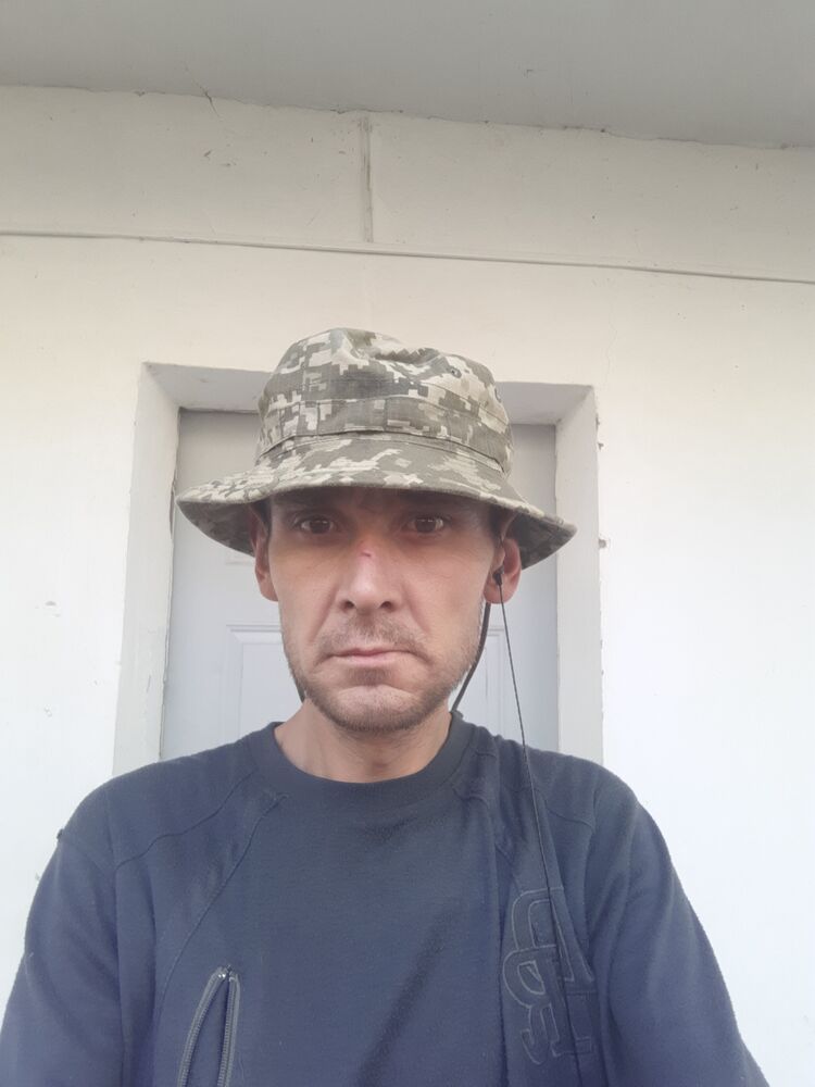  46040928  , 43 ,    