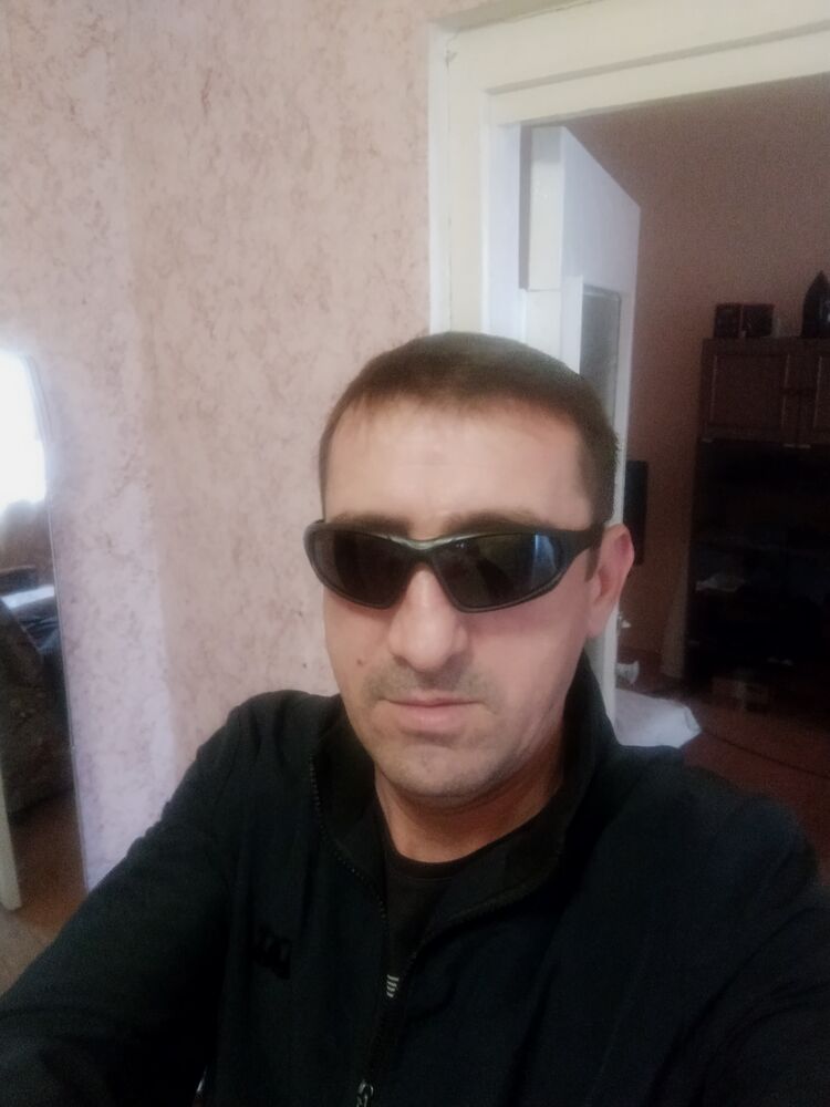  36057428  , 44 ,    