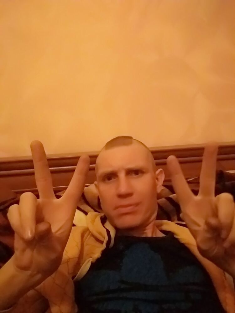  18521258  , 40 ,    
