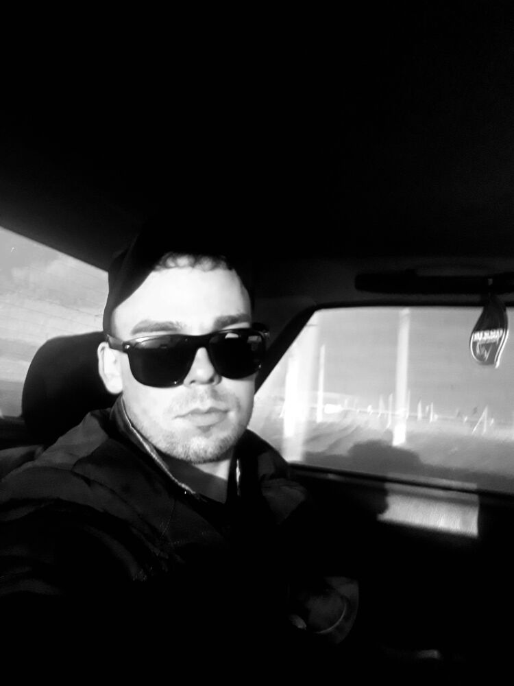  ,   Prosto, 31 ,   ,   