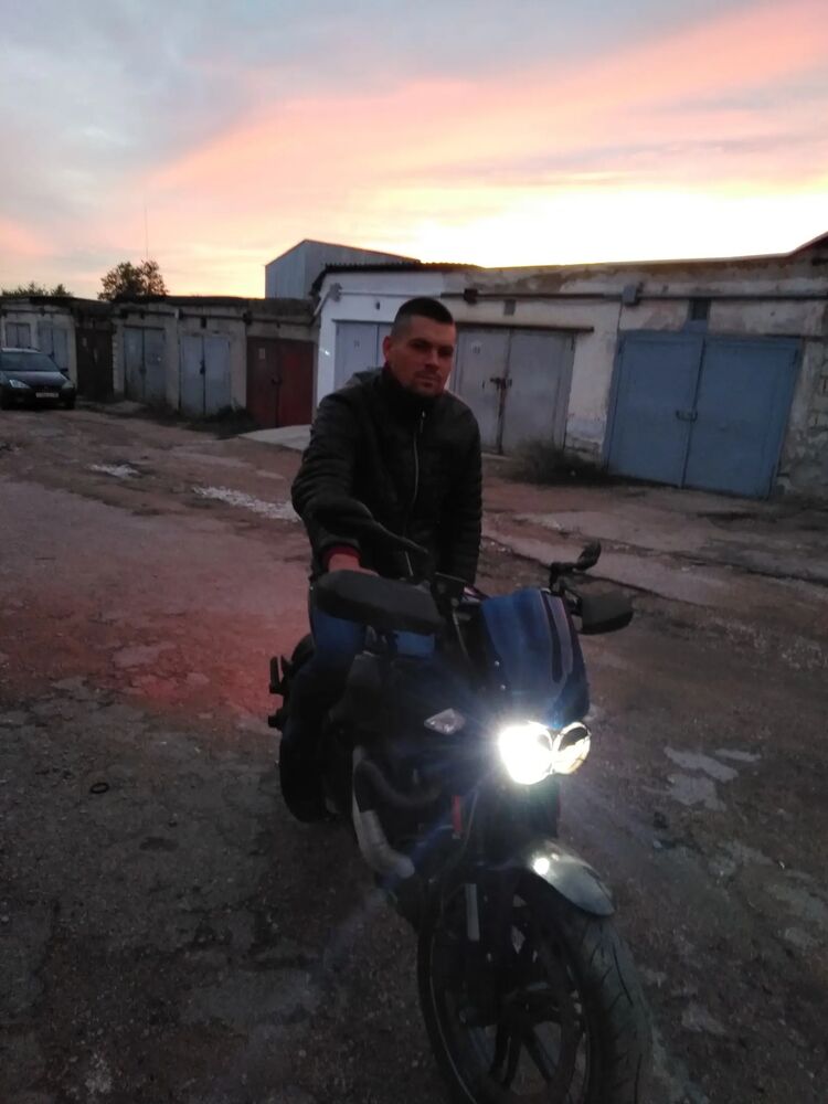  41662838  , 35 ,    