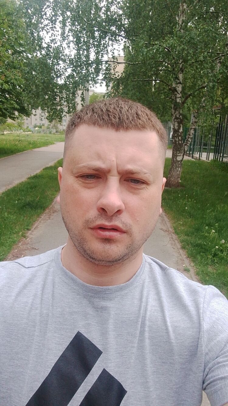  51779258  Alexey, 32 ,    