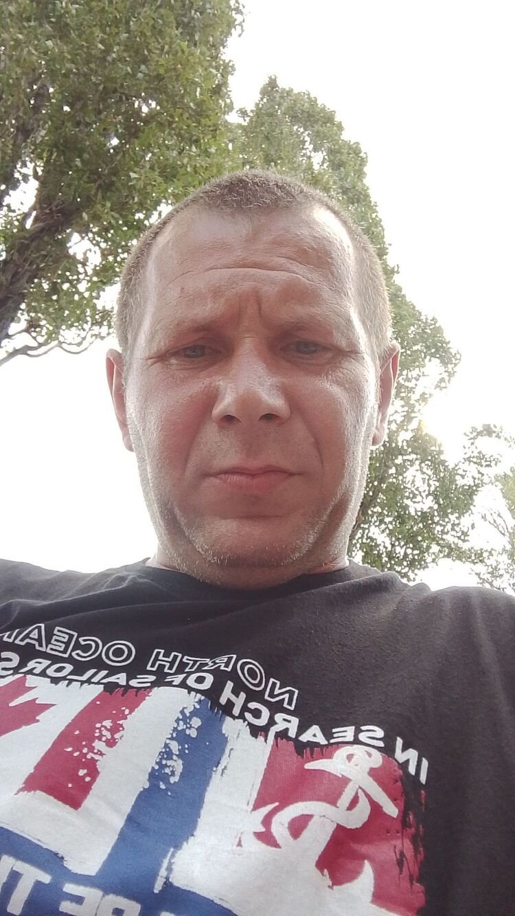  53133028  , 37 ,    