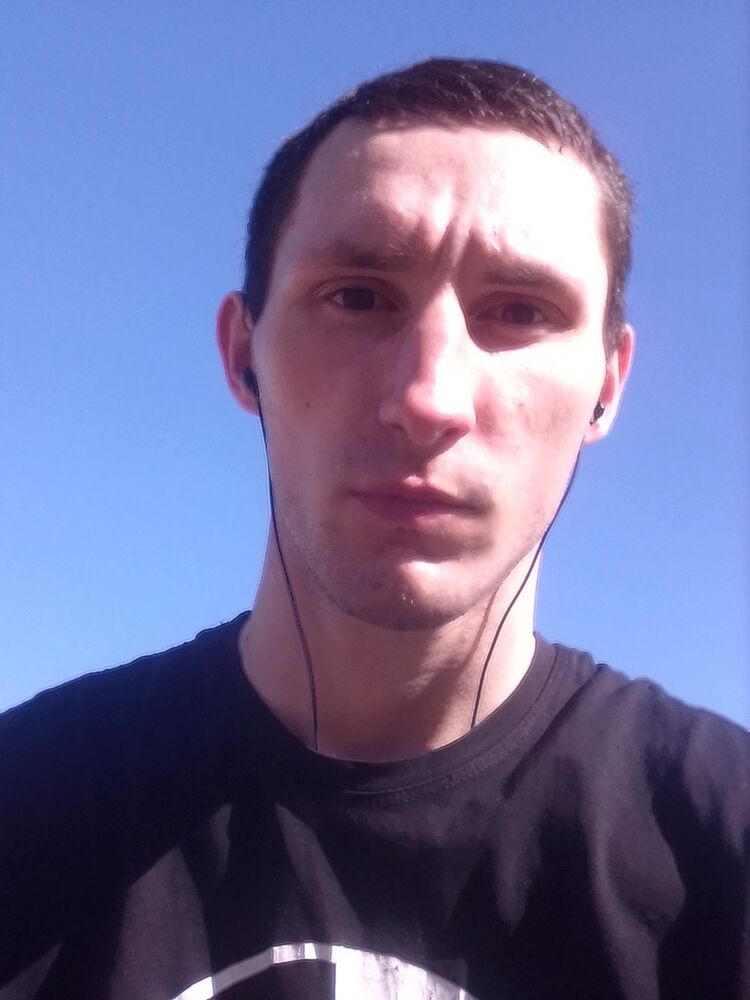  22906888  Aleksey, 27 ,    