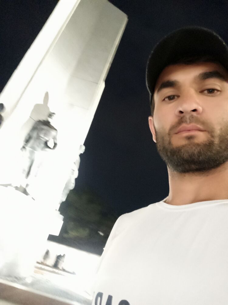  ,   Husrav, 33 ,   ,   