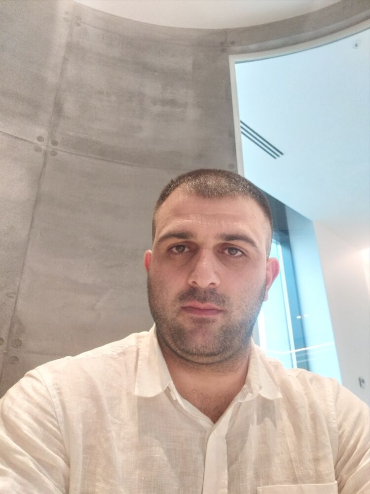  53071288  , 35 ,    
