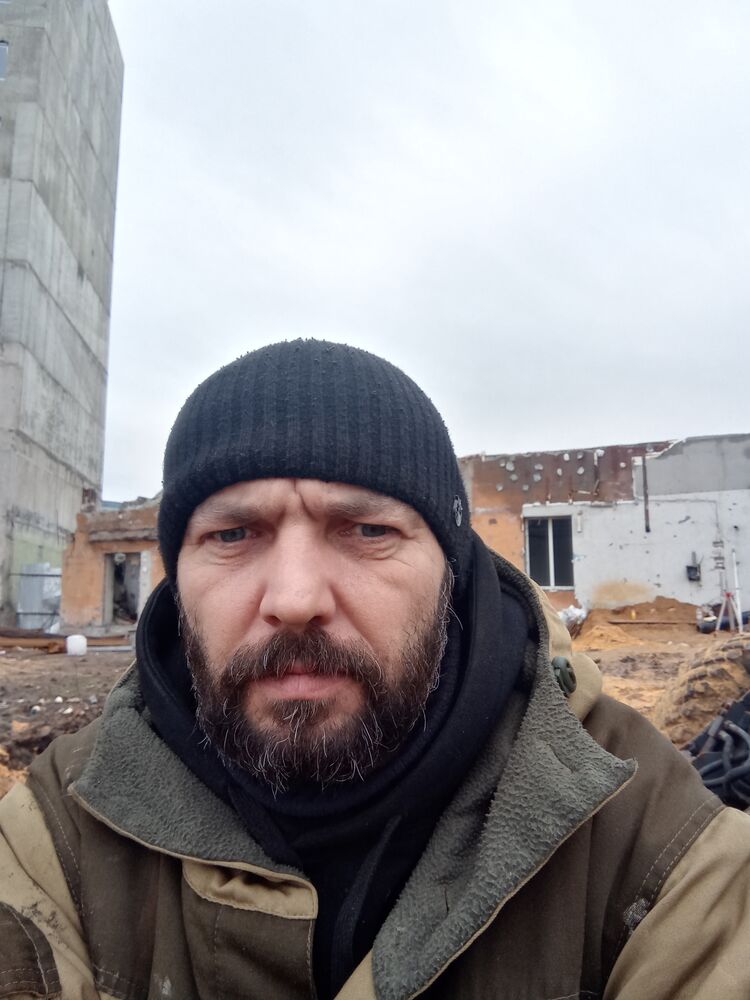  44128478  , 43 ,    