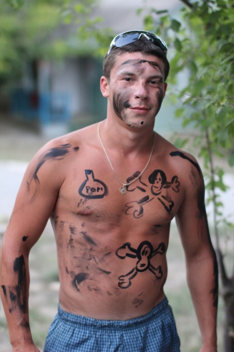  ,   Fantom, 35 ,   