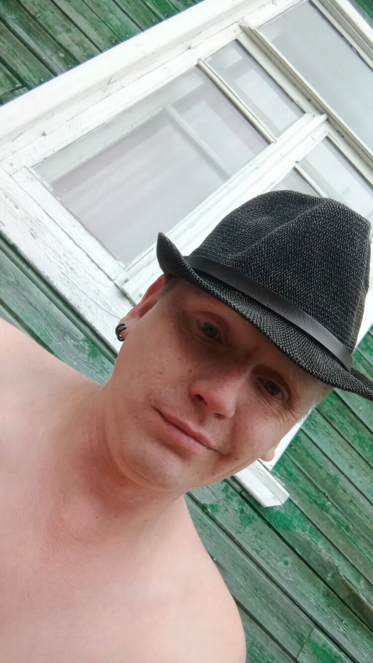  47810298  Ivanslav, 34 ,    