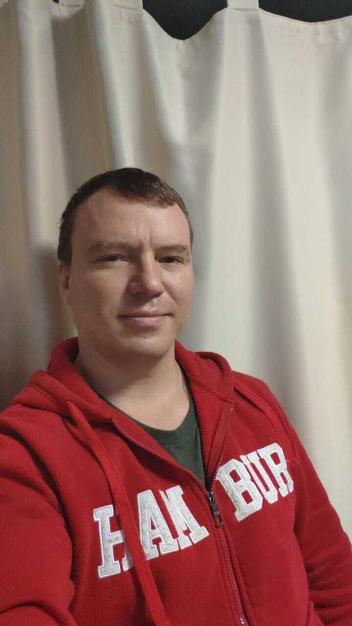  42901898  Vadim zevs, 36 ,    