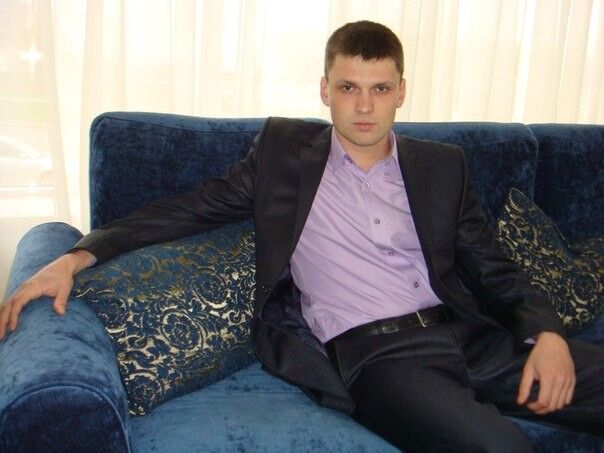  4190118  Alex Gray, 39 ,    -