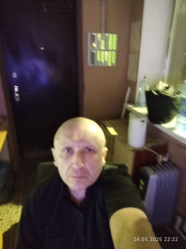  51847218  , 44 ,    