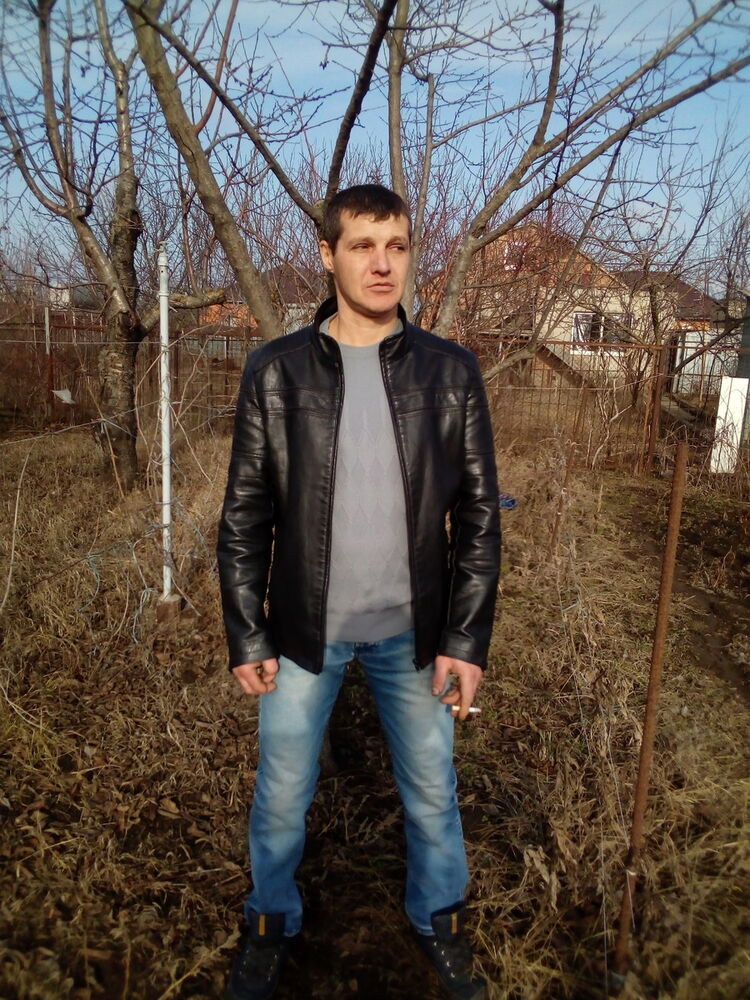  18902168  , 49 ,    --