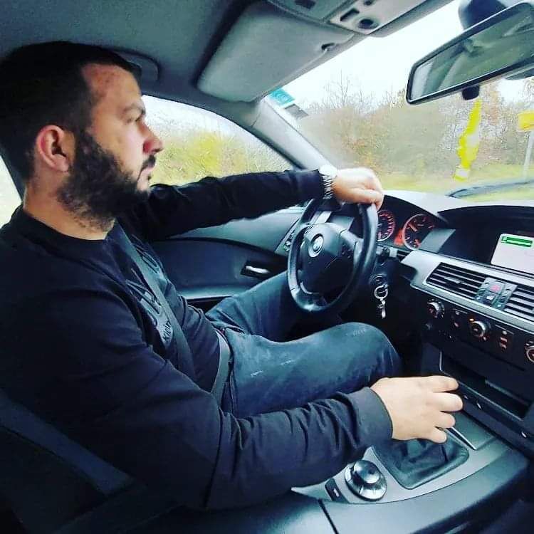  28413138  Andrew, 29 ,    Kleinwarasdorf