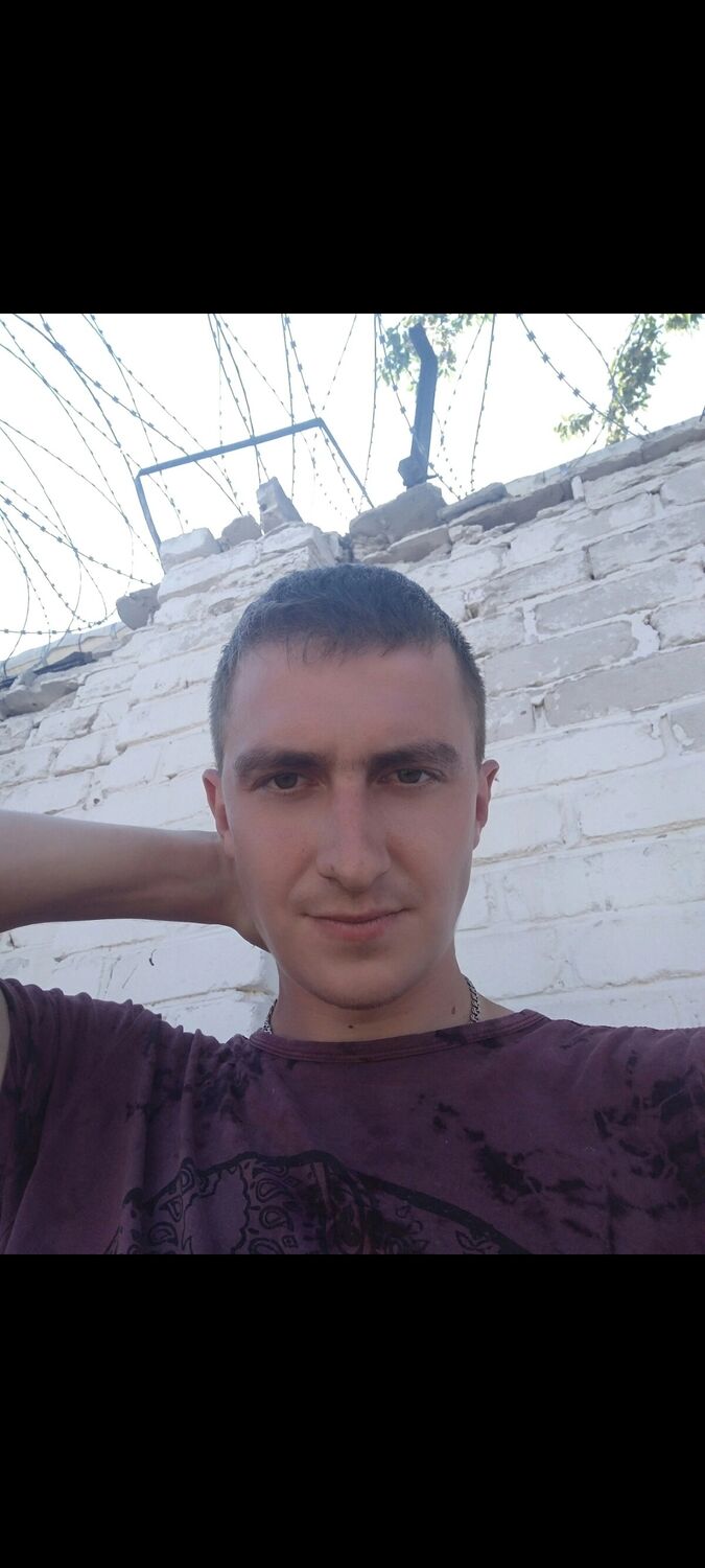  46243878  Oleg, 31 ,    