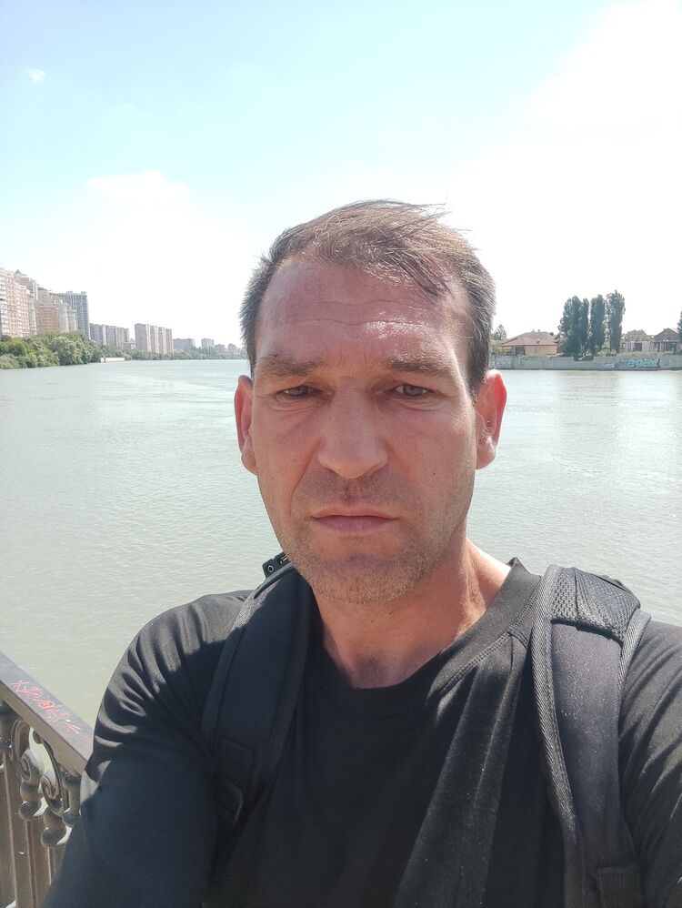  45427958  , 42 ,    