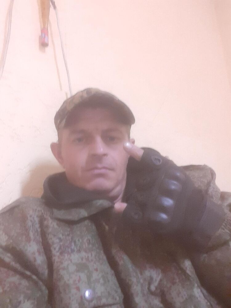  46828358   , 38 ,    