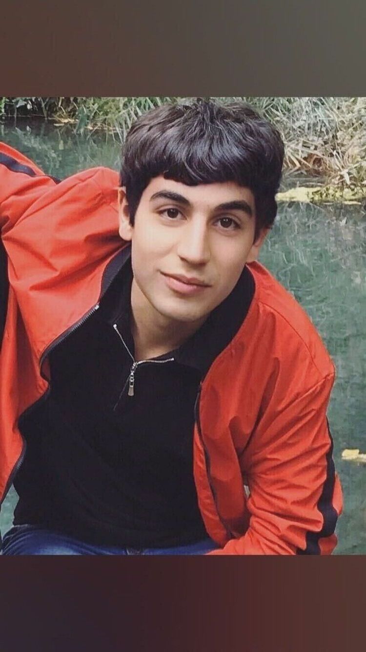  ,   Narek, 27 ,   ,   