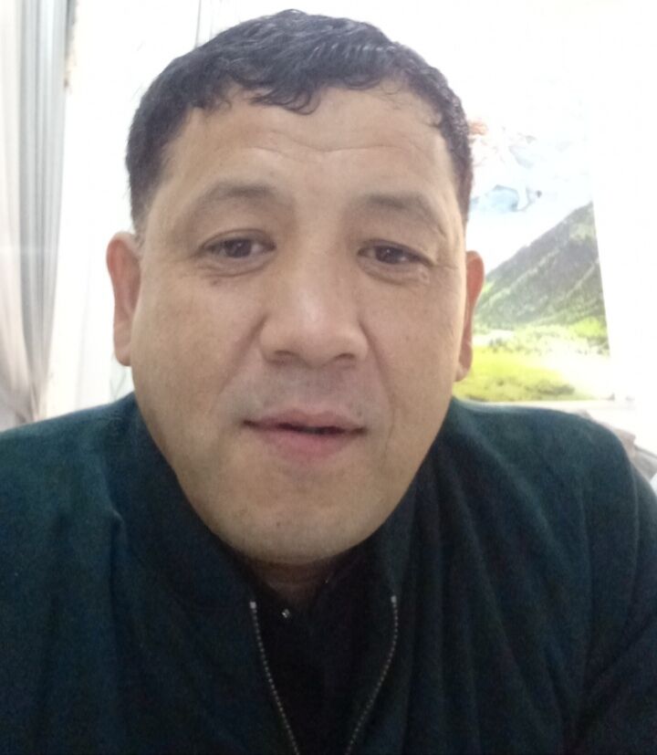  48578228  , 41 ,    