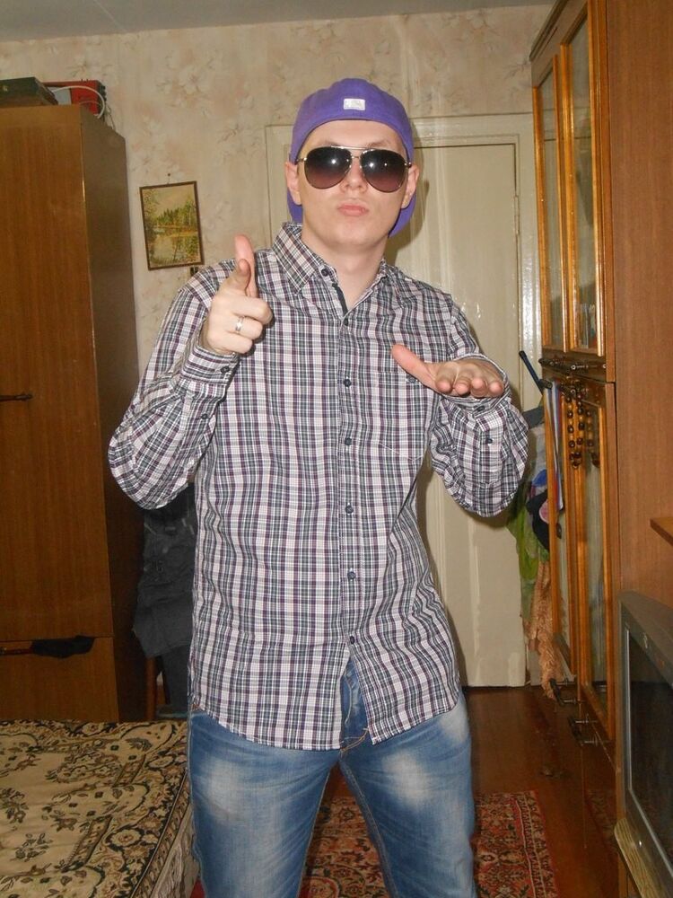  6027058  Pavel, 34 ,    