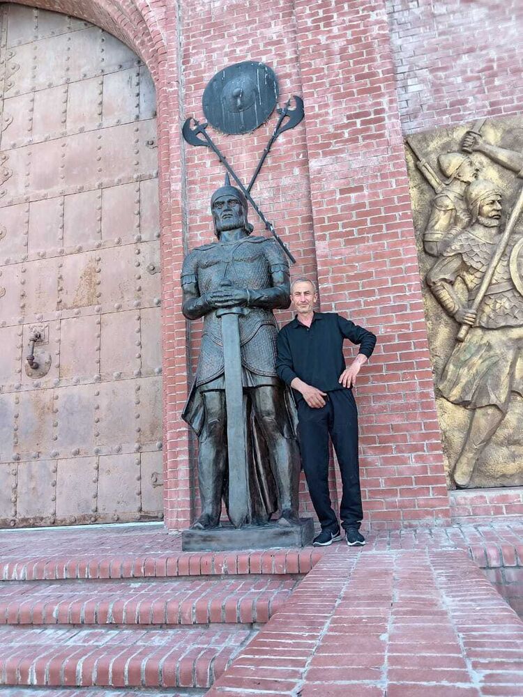  ,   Oskar, 50 ,   ,   