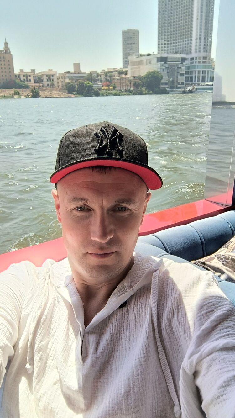  ,   Alexander, 41 ,   ,   