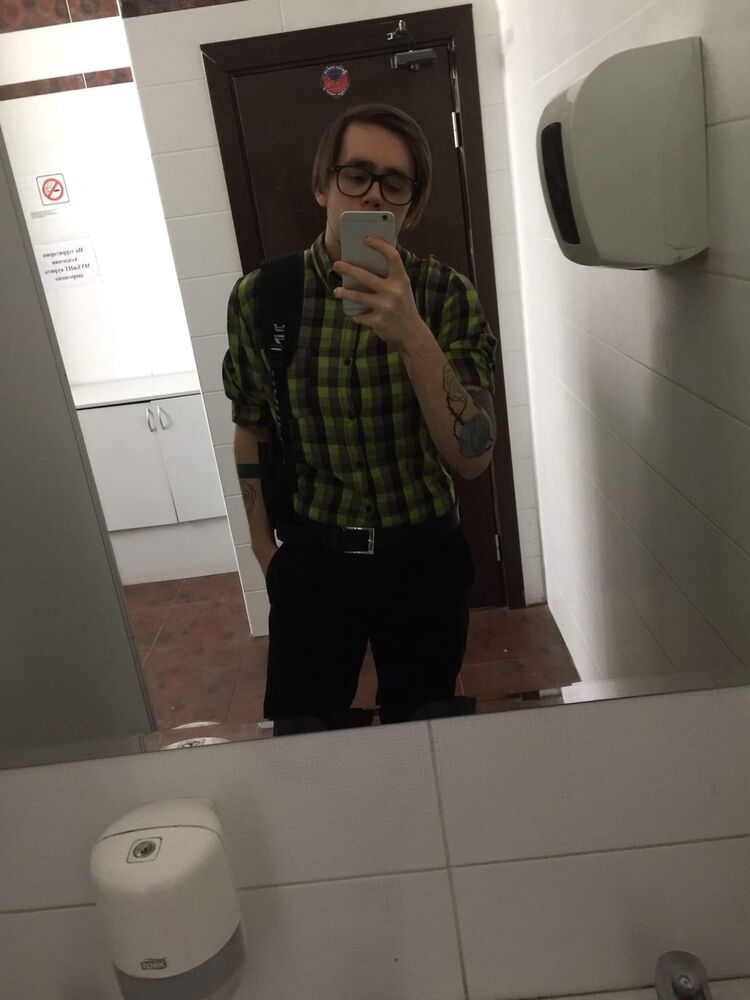 28103408  , 25 ,    