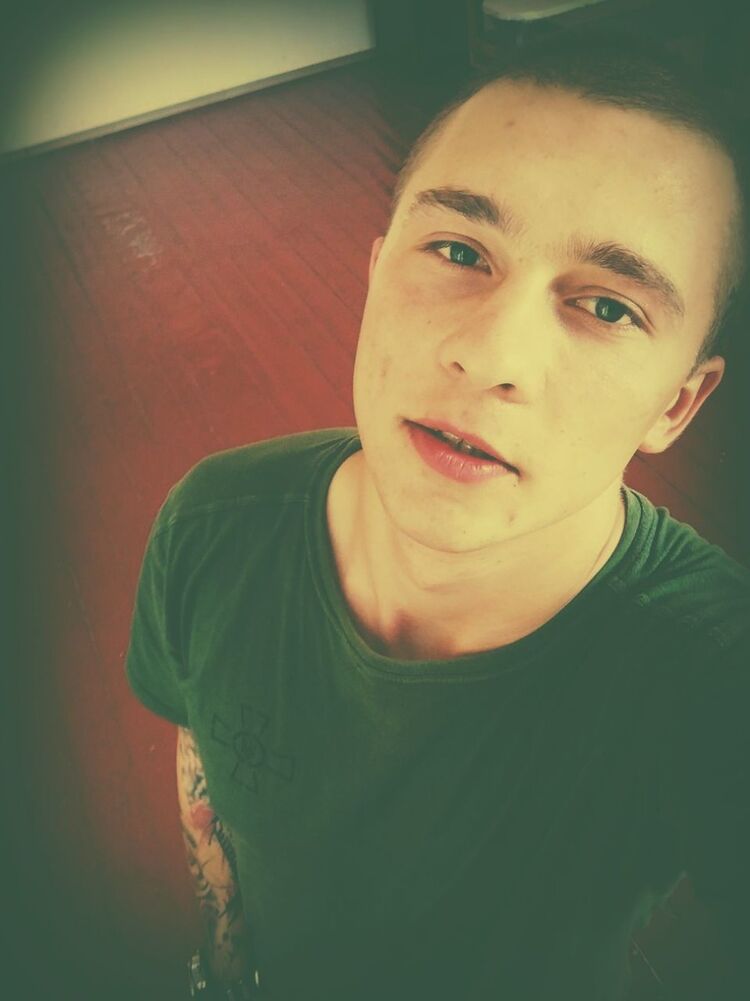  19123148  Oleg, 27 ,    Sosnowiec