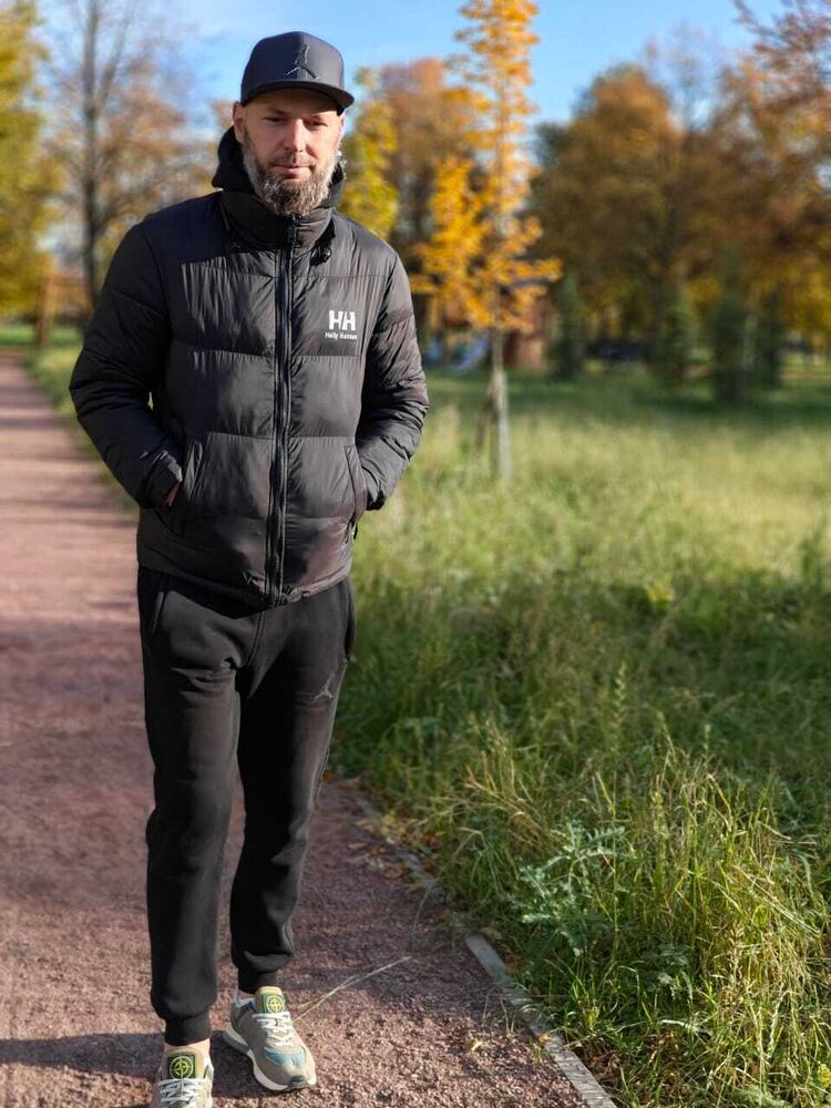  54258258  , 40 ,    -