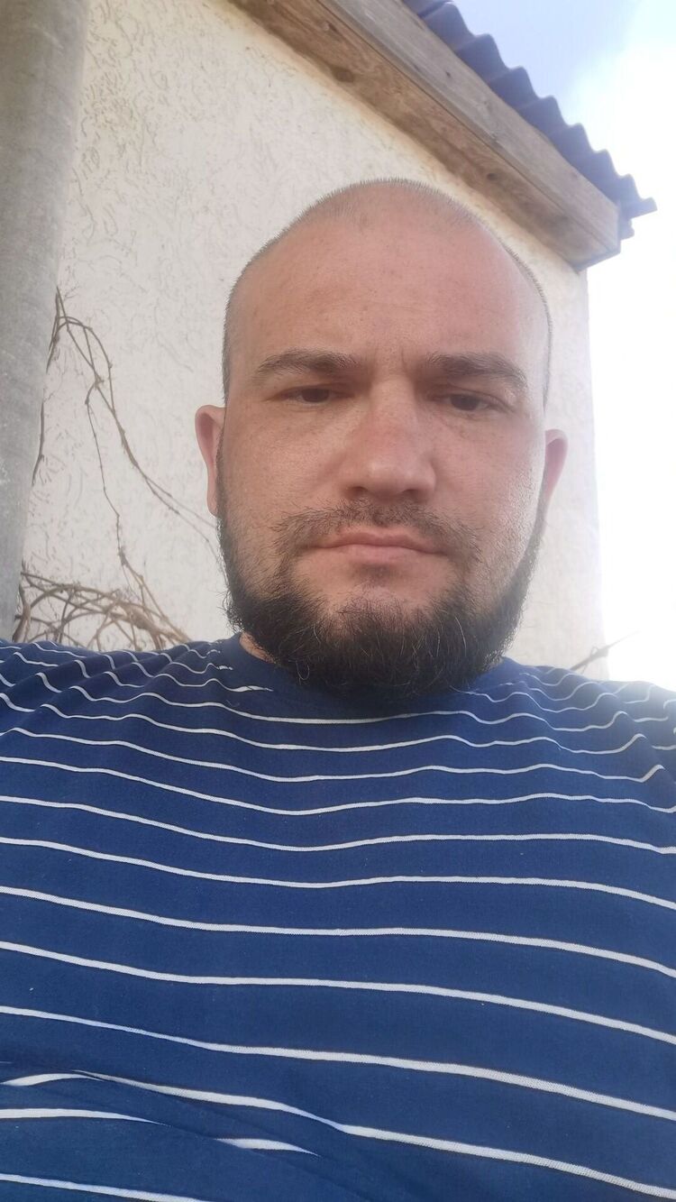  25642728  , 38 ,    