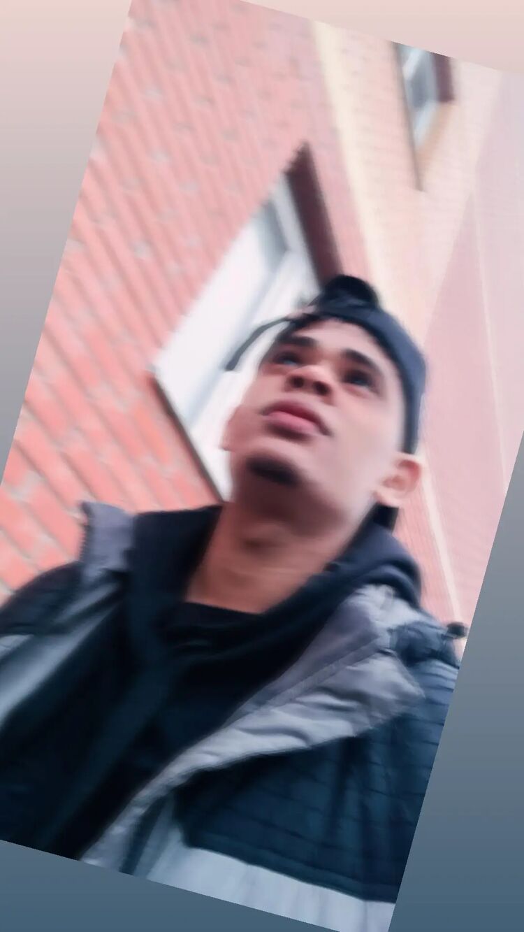 49967318  Roibel, 23 ,    