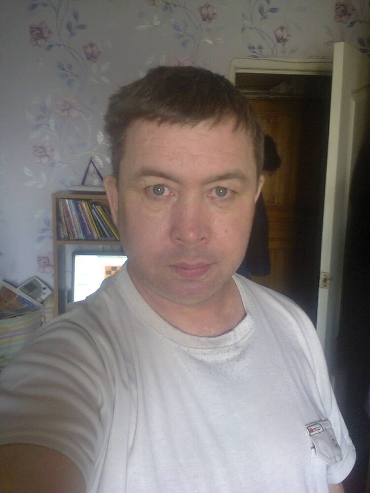  9209518  , 52 ,    -