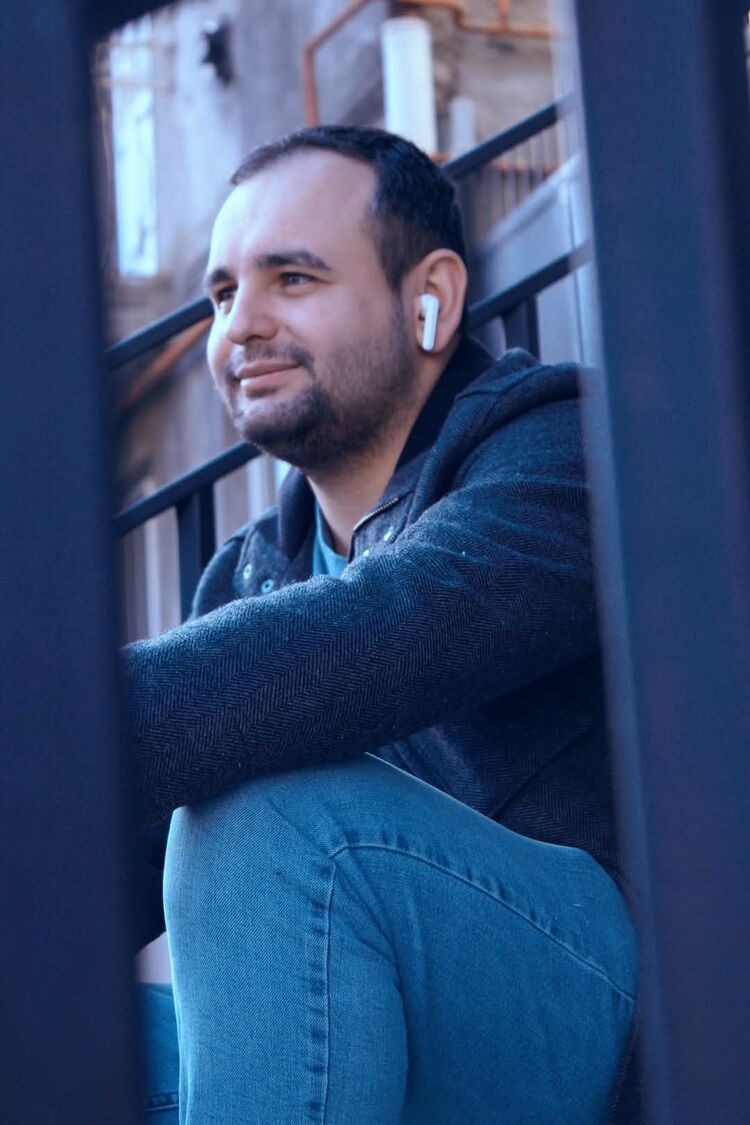  51421278  Beqasa, 29 ,    