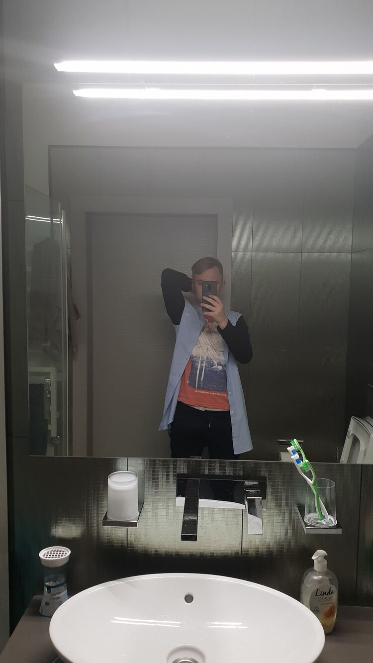  29200978  Artem, 32 ,    -