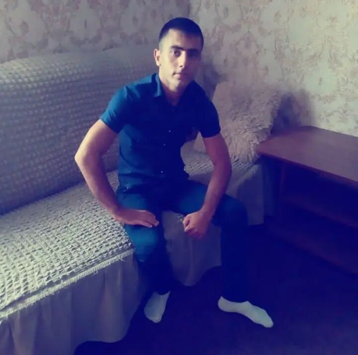  34812868  , 27 ,    