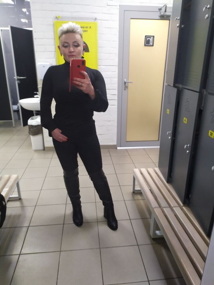  25207368  , 49 ,    