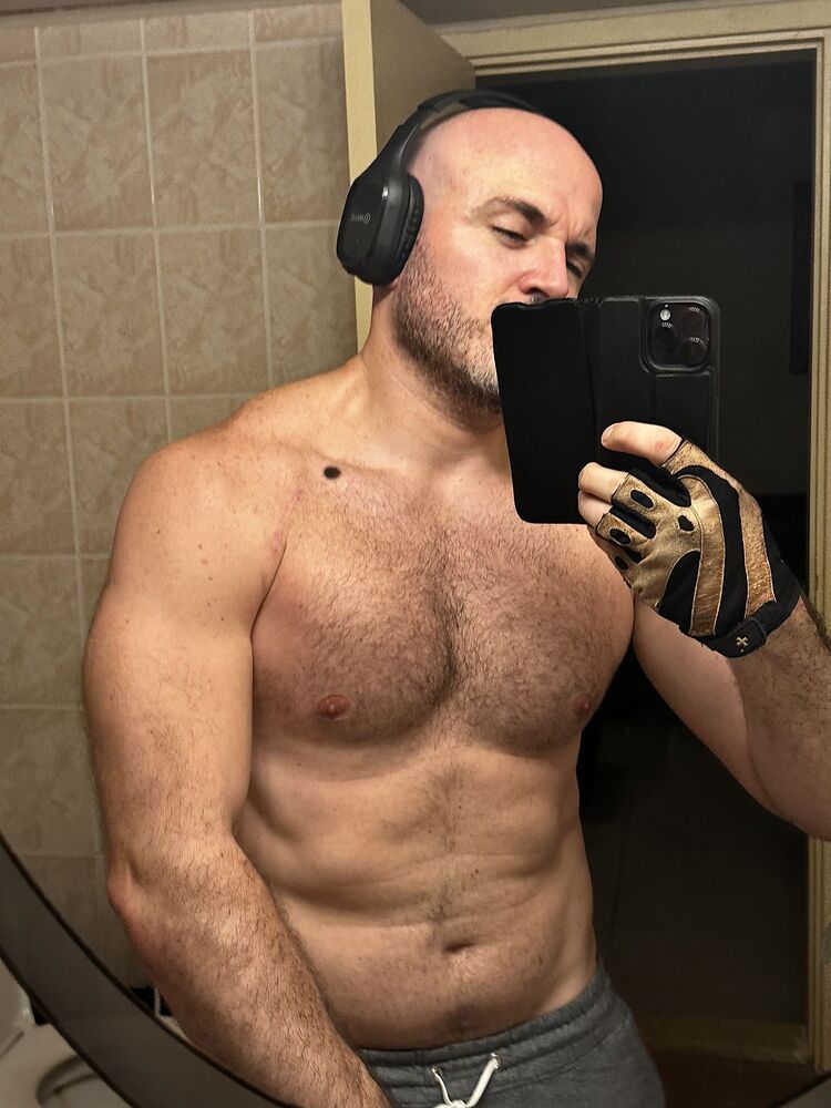  47383388  Roman, 36 ,    Courbevoie