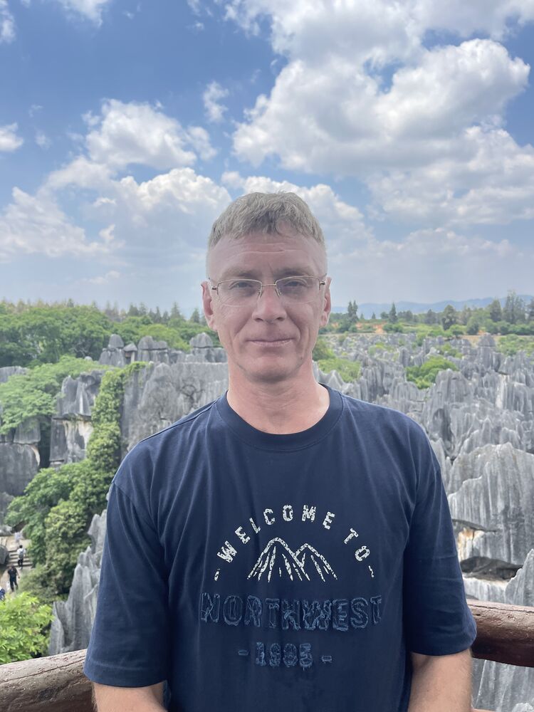 ���������� Shenzhen, ���� ������� Igor, 54 ����, ������������ ��� ������, ����� � ���������