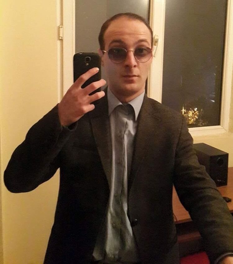  19007978  Caruso, 38 ,    