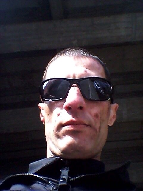  15697388  Kiko, 44 ,    