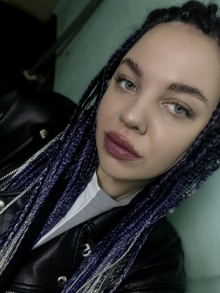  --,   , 22 ,   