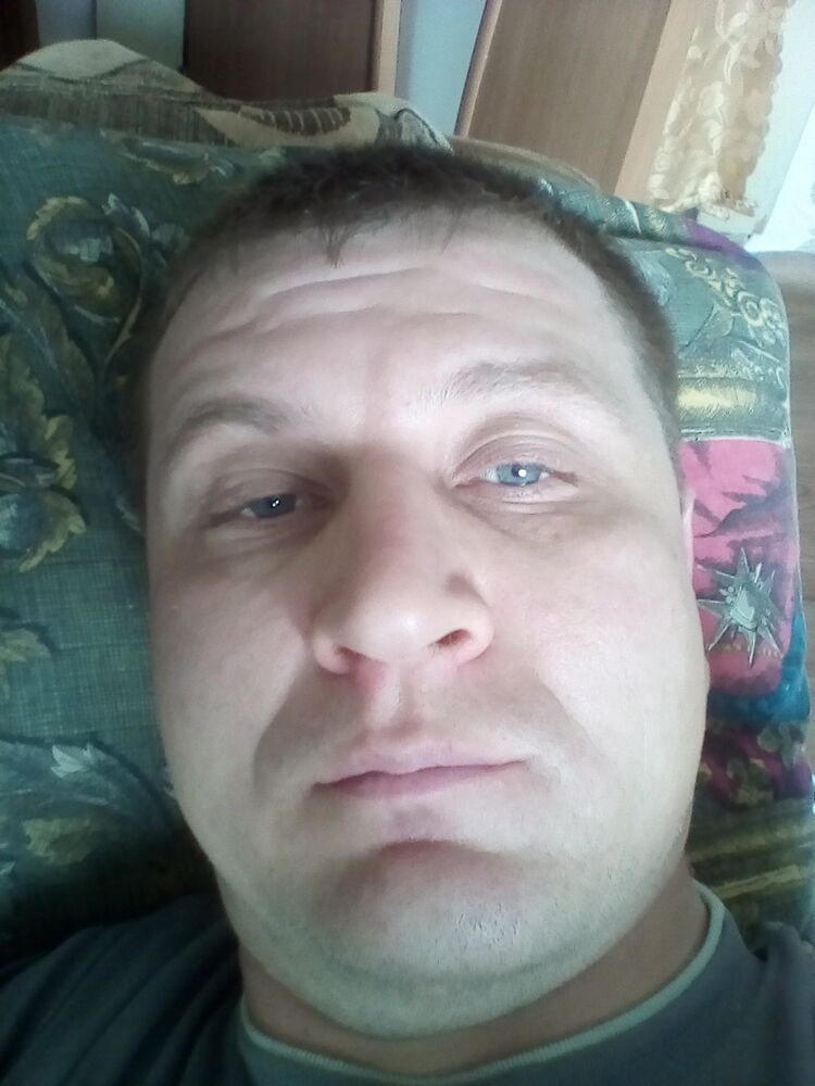  9233628  , 44 ,    