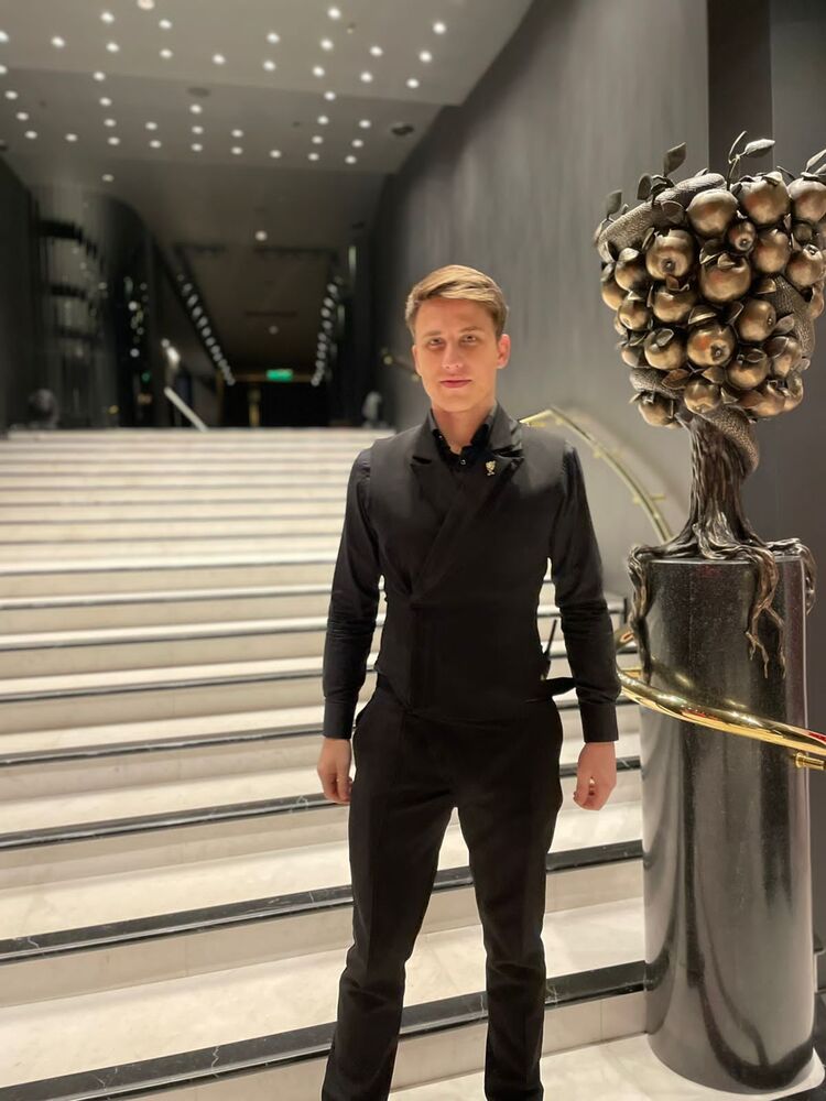  26705108  Georgy, 30 ,    