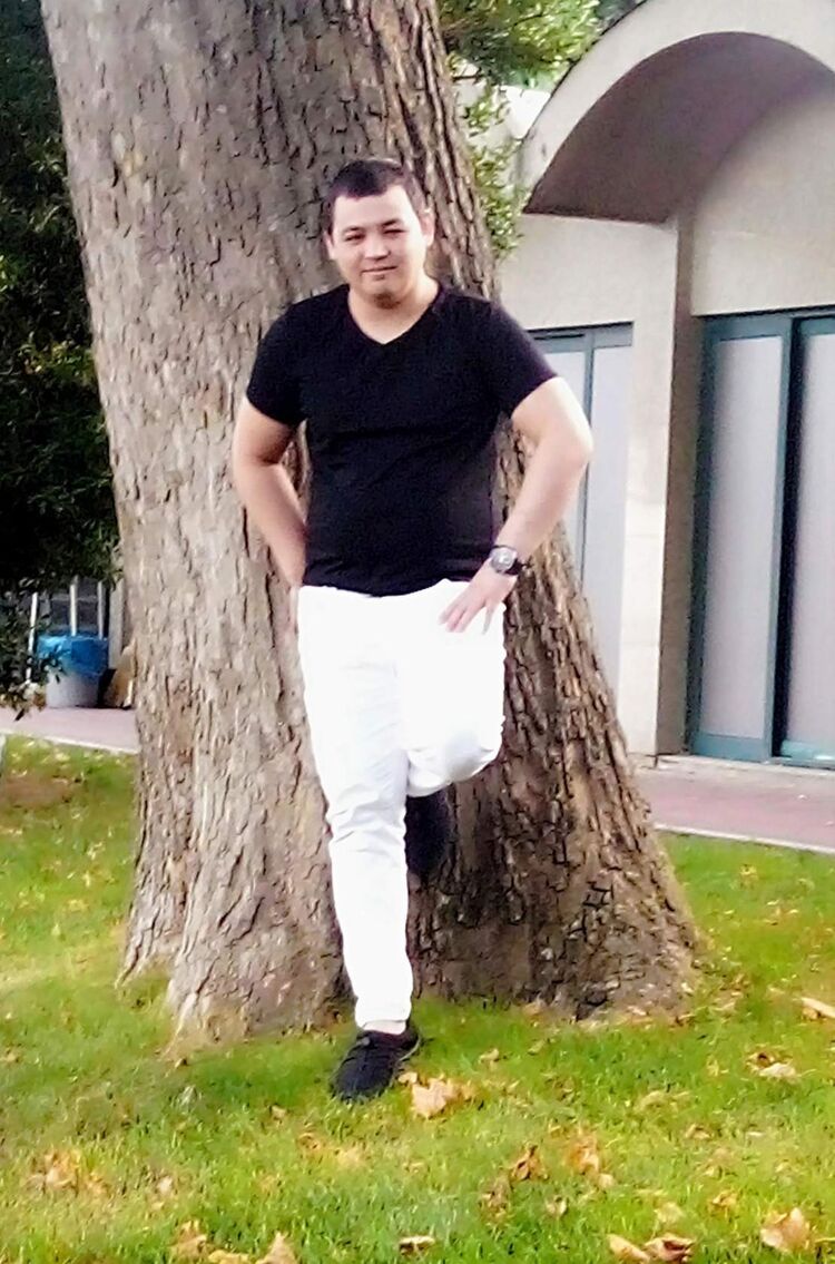  ,   Ali, 33 ,   ,   
