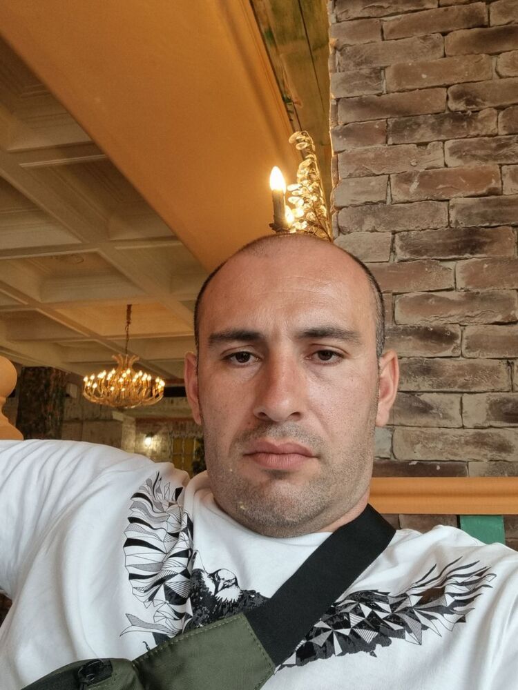  28089658  , 35 ,    -